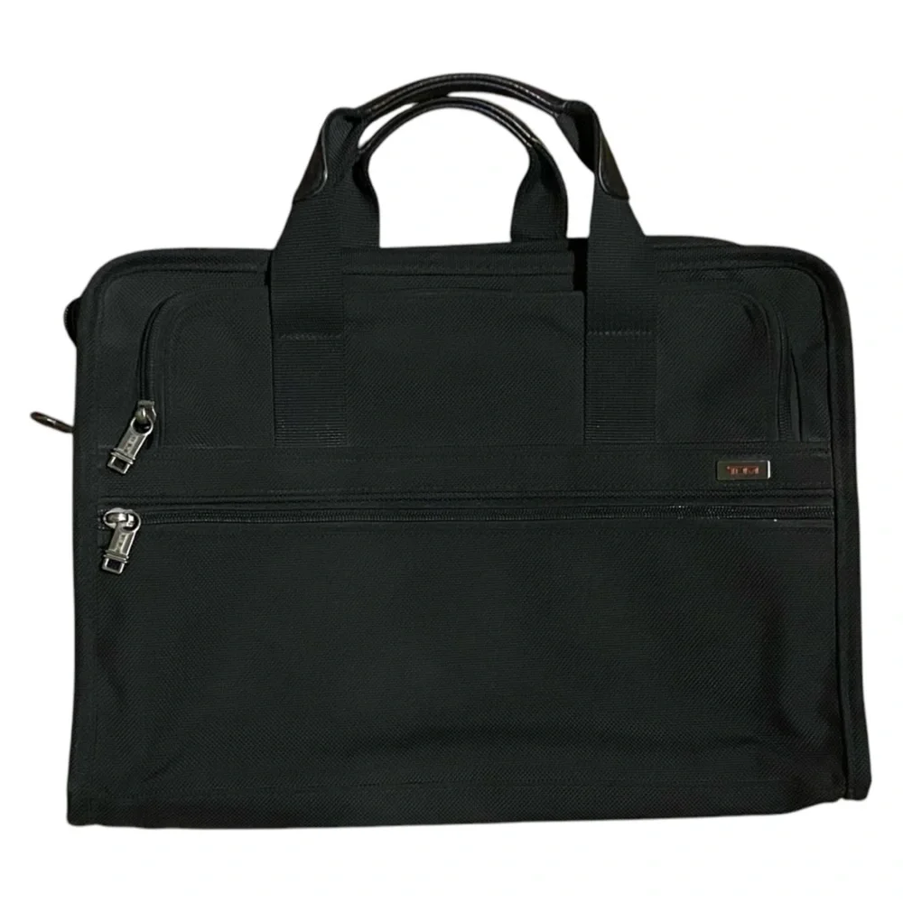 TUMI Black Business Bag 26001D4 Authentic Briefcase Laptop Carrier Luggage
